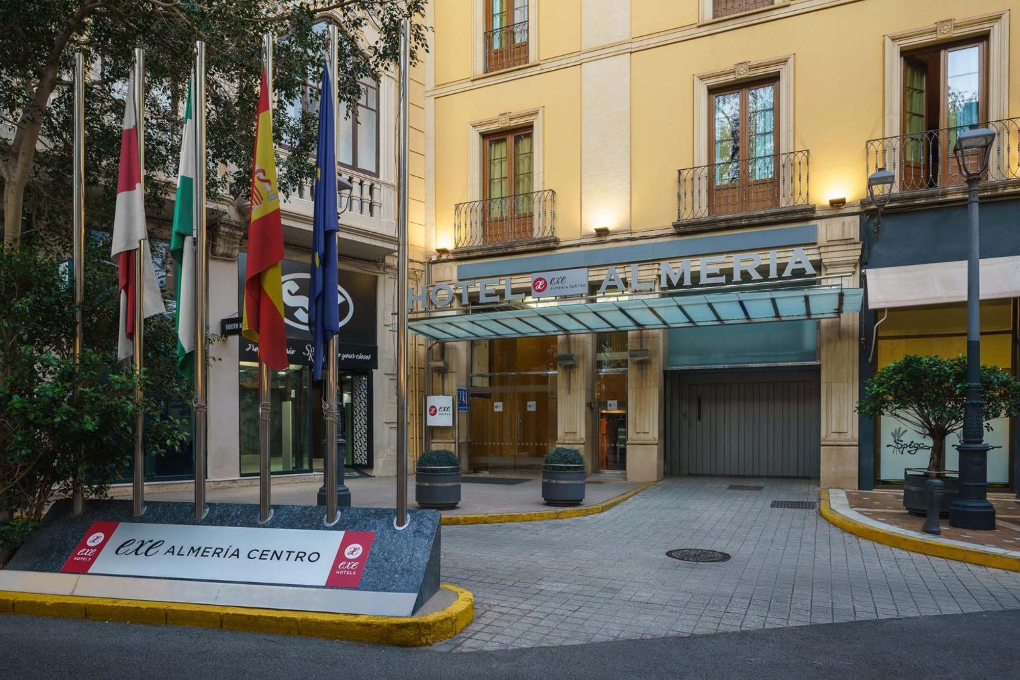 Exe Almeria Centro Exterior foto